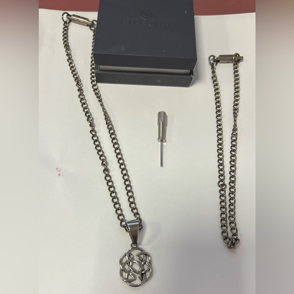 Locking Titanium Chain Necklaces One With Celtic Knot Pendant 15 & 18in Eternity - Picture 2 of 9